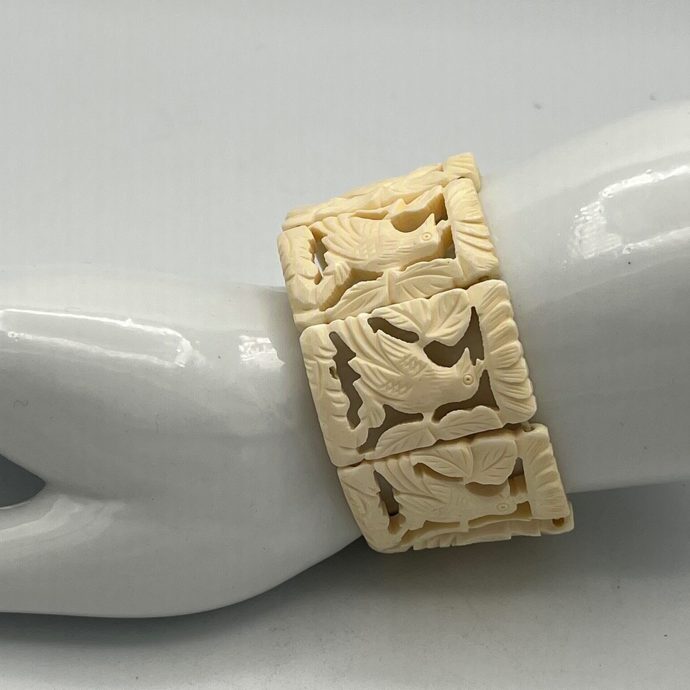 Vintage Carved Bird Panel Stretch Bracelet Cream Resin Faux Bone Boho Statement